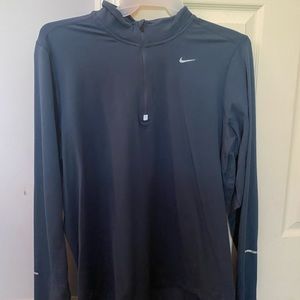 Nike cool fit top